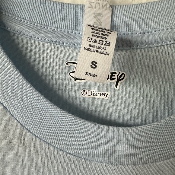 DISNEY Easter Baby Blue Short Sleeves Small/Medium T Shirt BNWOT - Picture 3 of 3